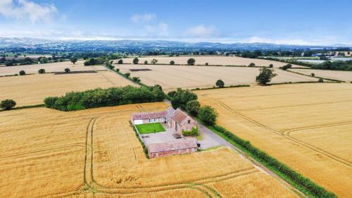 Eaton Mascott Casa | Windy Mundy Farm