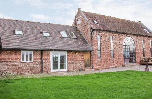 Eaton Mascott Casa | Windy Mundy Farm