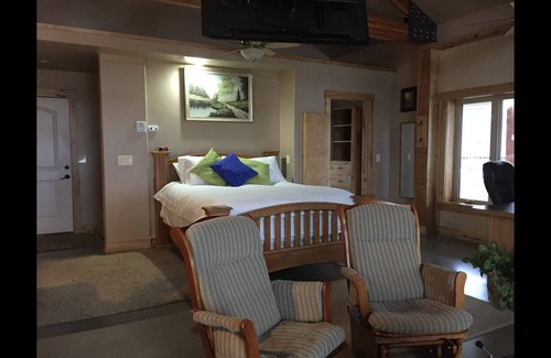Honeyville Casa | Windy Poplars Cottage (cerca de Crystal Hot Springs)