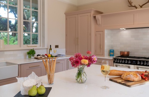 Bembridge Casa | Windy Ridge - sleeps 16 guests in 6 bedrooms