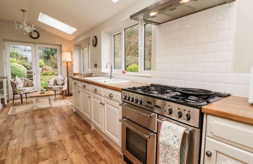 Ingrow Cabaña | WINDYWAYS, family friendly, character holiday cottage in Haworth