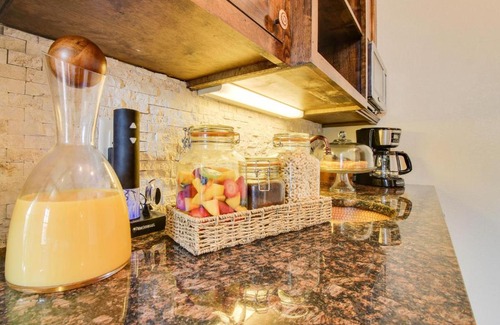 Fredericksburg Apartamento | Wine Country Cottages on Main