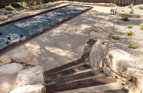 Atascadero Casa | Wine Country Private Backyard and Bocci Ball