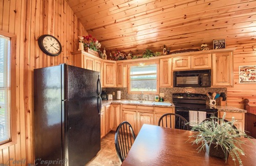 New Braunfels Casa | Wine Cup Rr9122wc 1 Bedroom Home by RedAwning