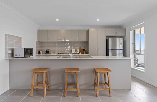 Cessnock Casa | Family Getaway Home - Cessnock, NSW
