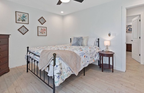 Valley Springs Casa | Wine tasting, hiking, fishing, lakes, mountains