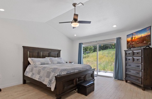 Valley Springs Casa | Wine tasting, hiking, fishing, lakes, mountains