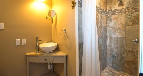 Nashville Hotel | Wine View Room
