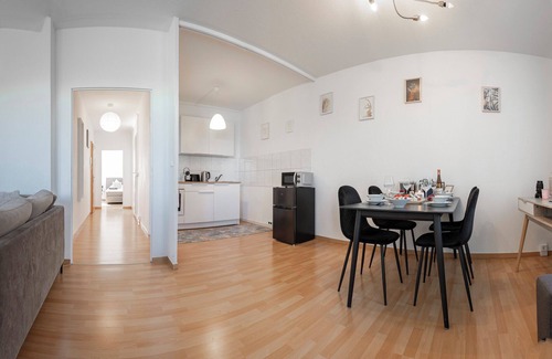 Roter Berg Apartamento | Winedesign Boxspring 7 Personen Erfurt