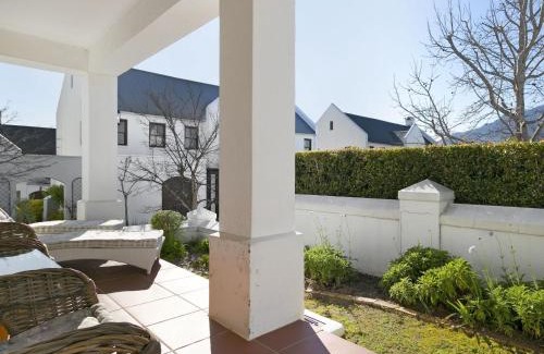 Stellenbosch Cabina | Winelands Golf Lodges 33
