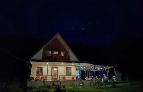 Damchkhreula Casa | Winery & Brewery - Family Guesthouse "Villa Rbona"