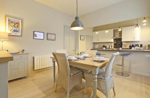 Orford Casa | Wing Cottage