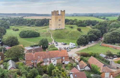 Orford Casa | Wing Cottage