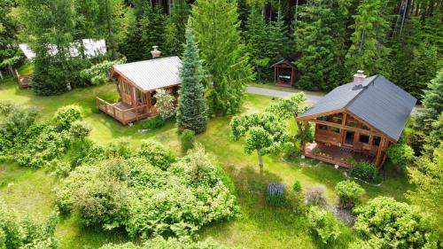 Kaslo Complejo | Wing Creek Resort