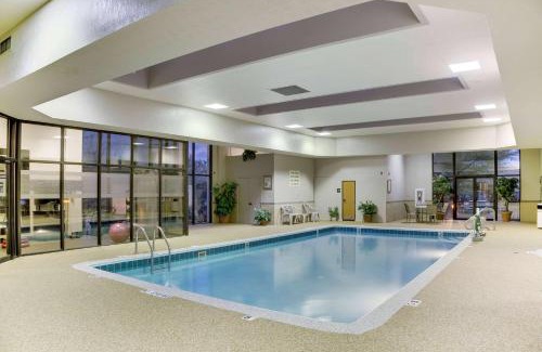 Cranberry Township Hotel | Wingate by Wyndham Cranberry