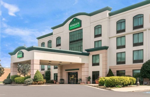 Lexington Hotel | Wingate by Wyndham (Lexington, VA)
