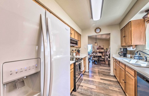 Ruidoso Cabina | 'Winnie's Cabin' Ruidoso Retreat: Deck + Mtn Views