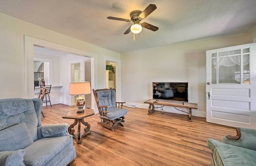 Winston - Salem Cabaña | Winston-salem Retreat w/ Yard ~ 6 Mi to Dtwn!