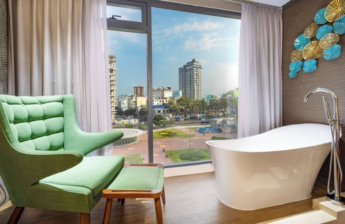 Downtown Ho Chi Minh City Hotel | Winsuites Sai Gon Hotel