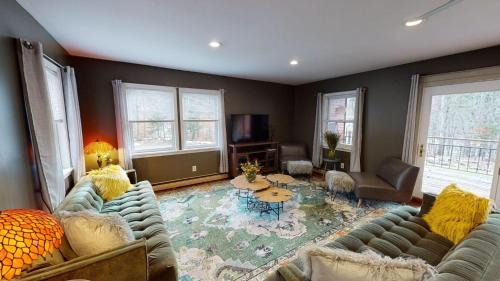 Mendon Casa | Winter Lore