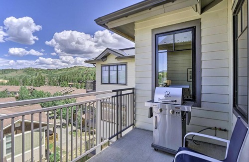 Winter Park Apartamento | Winter Park Condo with Fireplace - 4 Mi to Slopes!