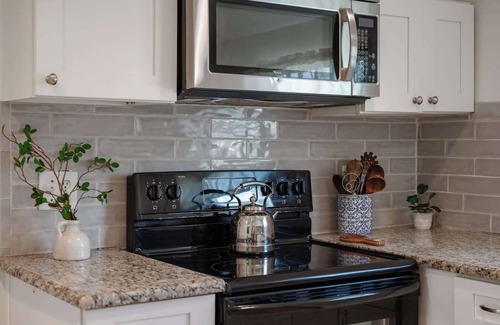 College Park Casa | Winter Park Gem, 2BR Near Parks, 3MI to Downtown