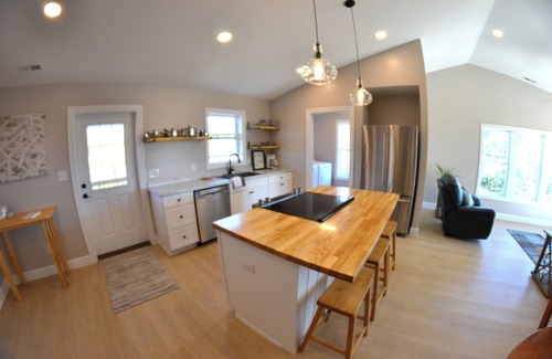 Cedar Point Casa | Winter Sale on Extended Stays with Beautiful Water Views