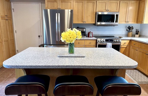 McMinnville Casa | Winter Special! 1330 NE Ford Street