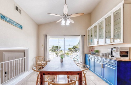 Villa Segunda Casa | Summer SPECIAL! Steps 2 Beach! Waterview! Pets Welcome!