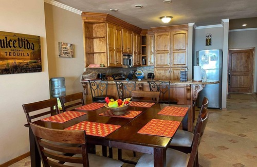 Puerto Peñasco Casa | LLAMAR PARA OFERTAS 2, 3, 0R 5 BDRM UNIDAD PRIVADA. Duerme de 8 a 20