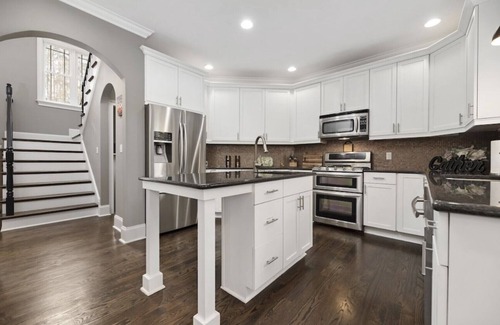 Mooresville Casa | Winter specials!! Welcome to our LKN HOME! Sleeps 16! Boat Rental Available!