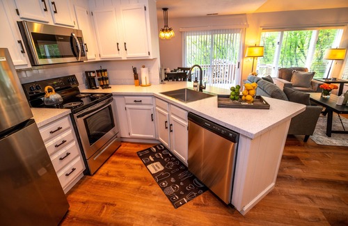 The Galena Territory Casa | Winter Sports/Fireplace/Owner Club Access/Steps to Pool!