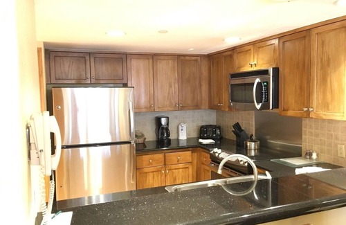 Beaver Creek Cabina | Winter Wonderland Luxury 2-bedroom lodge steps from the ski lifts in BC Village