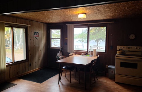 Rhinelander Cabina | Wintergreen Cabin #1 on Moen Lake Chain