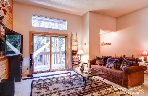 Four O'Clock Casa | Winterpoint 33 by Ski Country Resorts