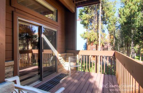 Four O'Clock Casa | Winterpoint 33 by Ski Country Resorts