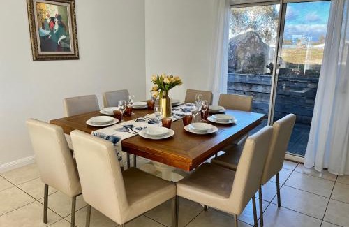 Moonbah Casa | Winterwood Lodge - 6mins Jindabyne Pets Allow Farm Stay-Swimming Pool Summer Only