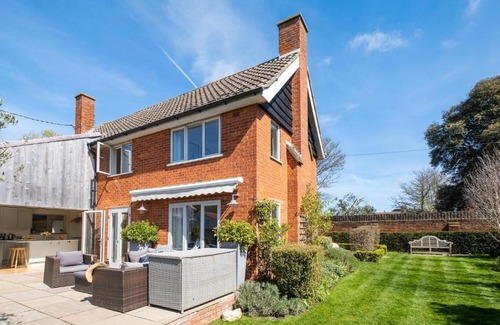 Aldeburgh Casa | Winton Lodge