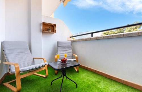 Torre de Benagalbon Apartamento | WintowinRentals Relax, Playa, Wifi & Parking