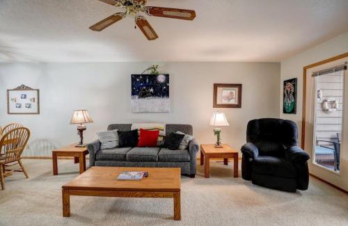 Lake Delton Casa | Wisconsin Dells Escape - Amazing Views - Pools