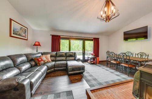 Bassett Casa | Wisconsin Vacation Rental Retreat with Deck