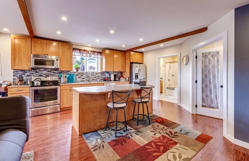 Sequim Casa | “Wise Old Owl Retreat – Spacious, Serene & Minutes from Every Olympic Wonder”