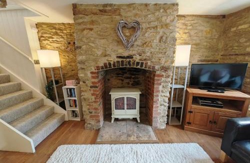 Fairford Casa | Wishbone Cottage In The Cotswolds