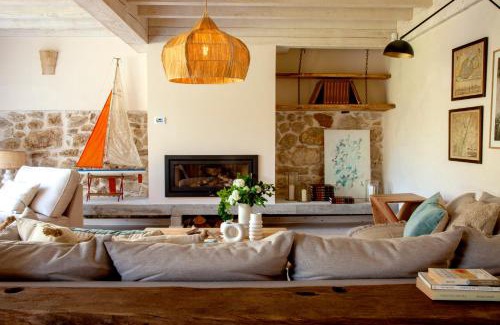 Valdaliga Casa | Wishome - Casa nueva piscina climatizada cerca de Comillas