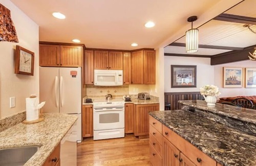 Jackson Hole Casa | Wister G: 2Br + Loft - North Jackson -Nice Townhome -1 ¡Milla a Grand Teton Park y Grand Teton Views!