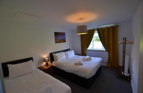 Salisbury Apartamento | Wisteria 2 bed House - STAYSEEKERS
