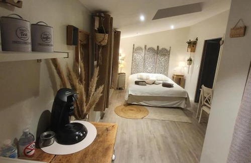 Fleurines Casa | Wisteria Cottage