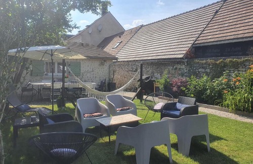 Fleurines Casa | Wisteria Cottage