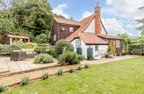 Saxmundham Casa | Wisteria Cottage