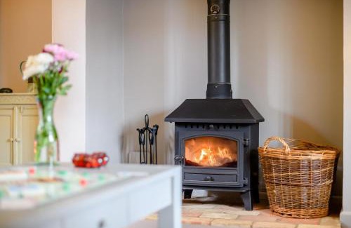 Saxmundham Casa | Wisteria Cottage
